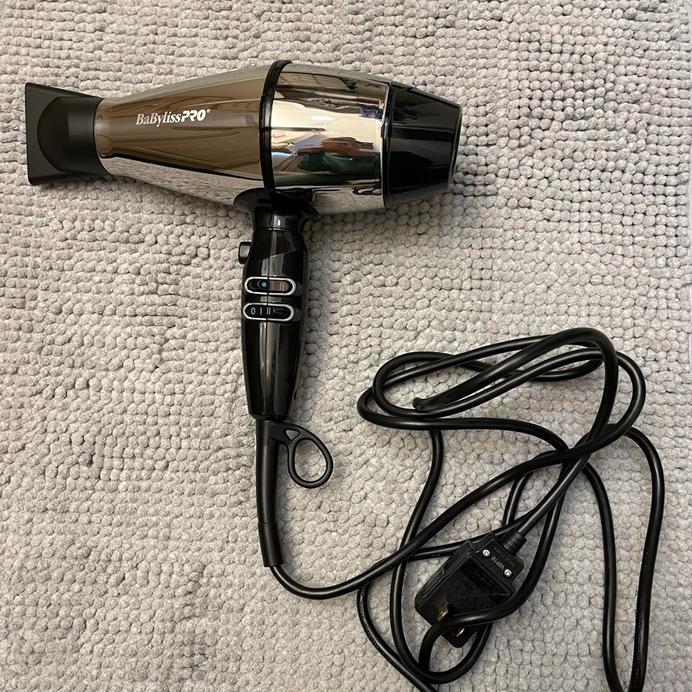 BaByliss Pro FX hairdryer with Ferrari engine technology- brand new